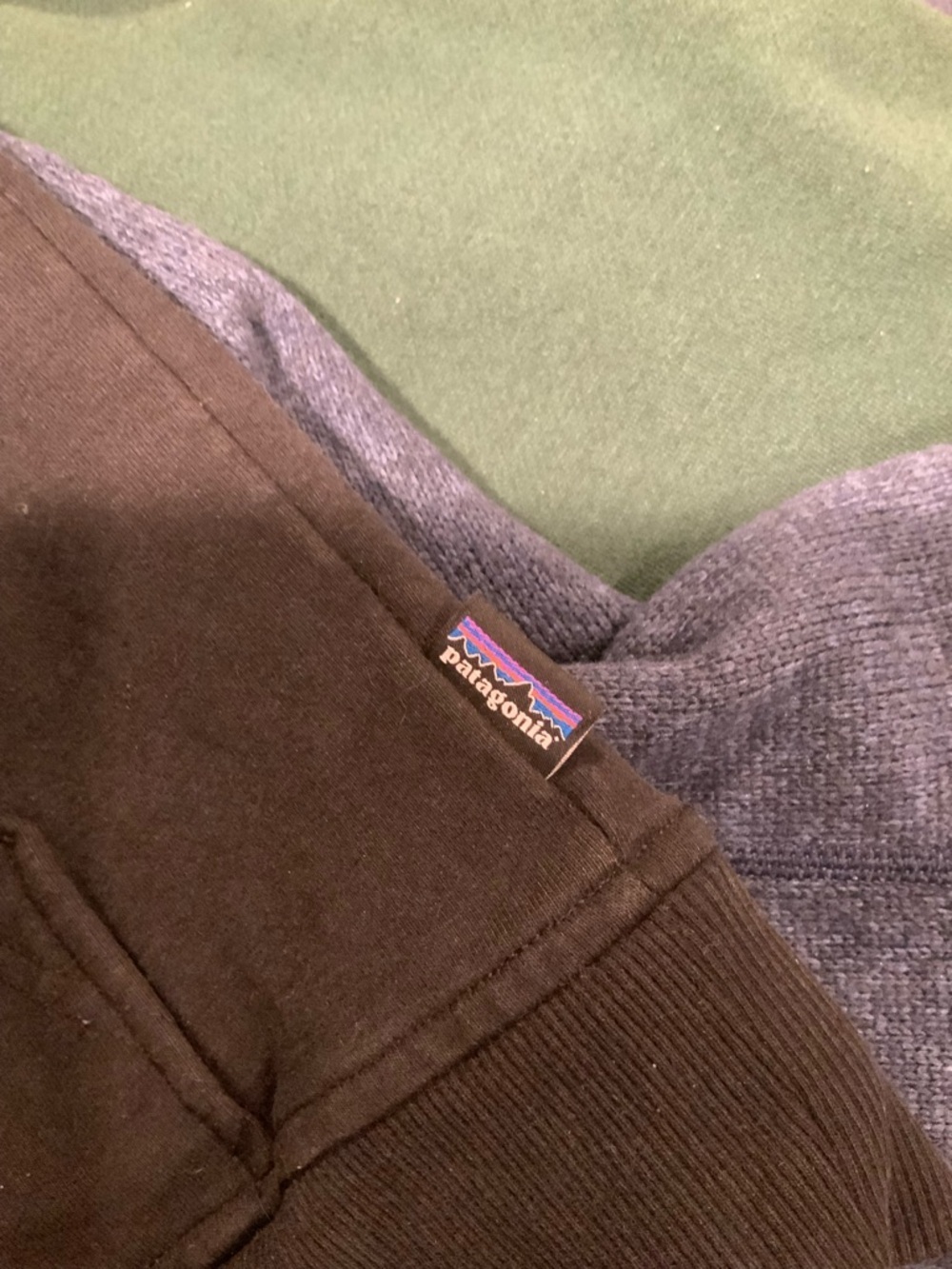 Patagonia Logo Hoodie Pullover Sweatshirt - Picture 7 of 8